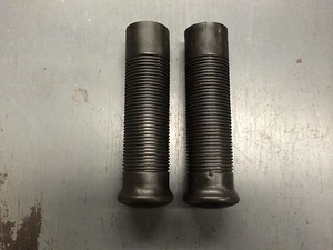 CHOPPER HAND GRIPS 7/8 BLACK GRIPS HARLEY STYLE - Picture 1 of 2