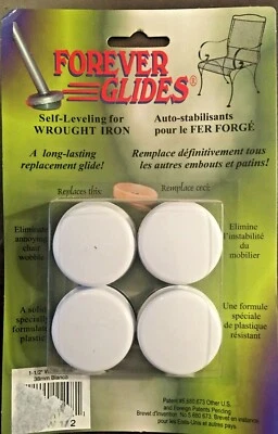 4 sillas Forever blancas deslizantes de Delta Marketing Foto 1 de 3