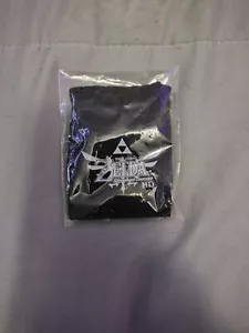 Legend Of Zelda Skyward Sword Royal Crest Keychain - Picture 1 of 2
