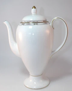 Wedgwood Colchester 2 Pint Coffee Pot c1990 Excellent - Picture 1 of 9