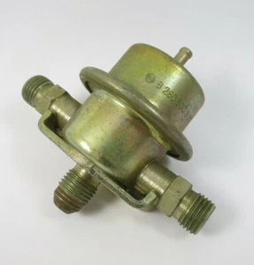 Regulador de presión de gasolina original Bosch B280500607 automovilismo - Imagen 1 de 4