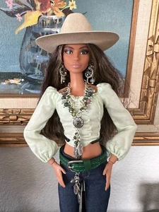 Handmade Jewelry for 11-1/2" Fashion Doll - Cowboy Hat, Green Belt & Jewelry - Picture 1 of 5