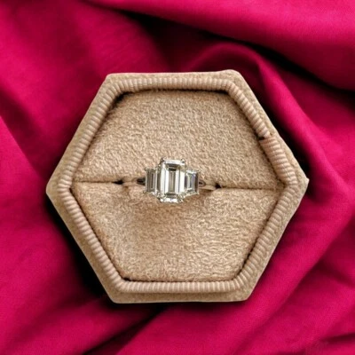 Emerald Diamond Wedding Ring 1.70 Ct Lab Created 18k White Gold IGI E F VS - Image 1 of 4