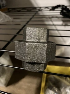 3/4" SCHWARZER DUNSTEISENVERSCHRAUBUNG Fitting Neu PREIS VORSCHLAGEN BITTE - Bild 1 von 4