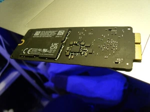 Original Apple SSD 128GB SSPOLARIS MacBook Pro Ende 2013 bis 15, iMac 2015/17/19 - Bild 1 von 2