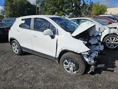 Used Fuel Pump fits: 2018 Chevrolet Trax Pump Assembly FWD Grade A - Image 1 of 4