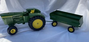 John Deere 5020 short stripe Toy Tractor & Wagon - scale 1/16 - Vintage - Picture 1 of 10