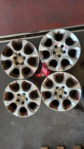 Nr. 4 Alufelgen alfa romeo 159 5 Löcher - 16 " - 7J 16H2 ET34 Verwendet - Picture 1 of 12