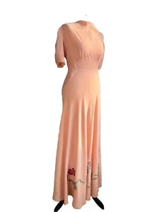 VINTAGE 40s Pink Crepe DECO GOWN BIAS MAXI DRESS RESTORED Embroidered M-12 UK - Picture 1 of 17