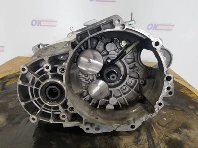 MANUAL Transmission AWD 2.0L 2024 VW VOLKSWAGEN GOLF R MK8 14K MILES Foto 1 de 4