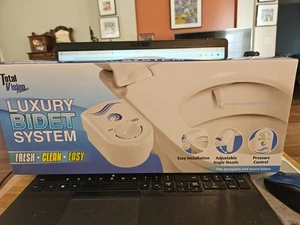 Sistema de bidé de lujo Total Vision nuevo se adapta a inodoro promedio recipiente redondo trasero limpio - Imagen 1 de 2