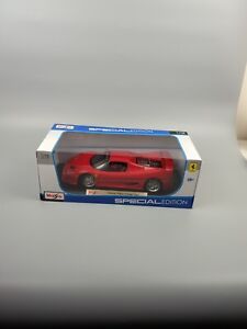 La Ferrari 1:18 Maisto Diecast Special Edition Red Model Car with Stand