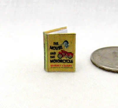 1:24 Scale THE MOUSE AND THE MOTORCYCLE Illustrated Miniature Book 1/2" Scale - Image 1 of 4
