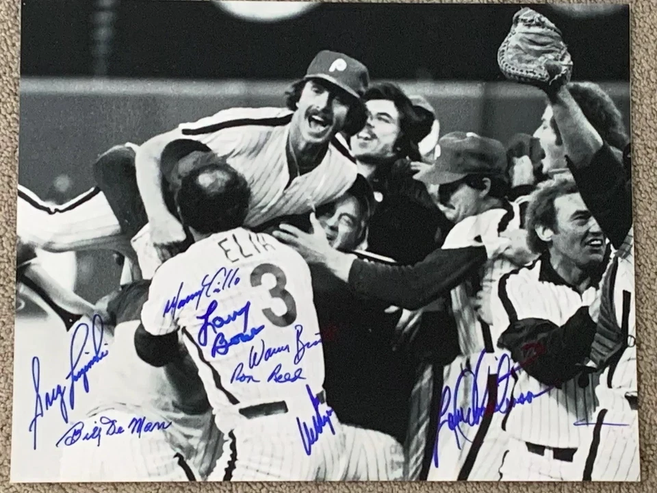 1980 PHILADELPHIA PHILLIES WORLD SERIES 10 SIGNED 11x14 PIC TUG MCGRAW SCHMIDT - Image 1 of 1