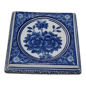 Mid Century DeChang Taoci Blue and White Floral Porcelain Teapot Trivet - Picture 1 of 6