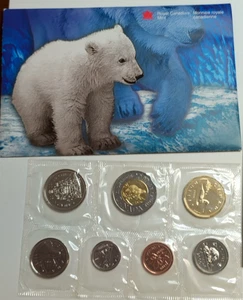 2000 Canada uncirculated coin set w/ Polar Bear $2 dollar coin - Picture 1 of 3