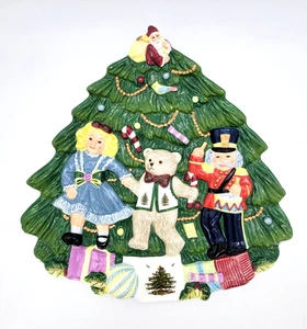 Spode Christmas Tree Hand Painted 3D Toys Around the Tree Plate Free Shipping - Picture 1 of 6