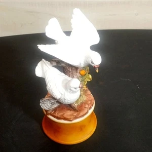 Shafford Japan Porcelain Doves Music Box Melody of "The Way We Were." - Picture 1 of 10