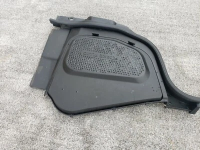 Infiniti M35 2006 cubierta de líquido de frenos del motor OEM Foto 1 de 4