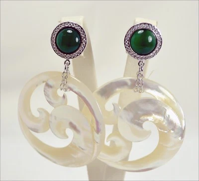 ORECCHINI IN ARGENTO 925 CON AGATA VERDE E MADREPERLA TONDA INCISA AGHT 0376 - Immagine 1 di 3