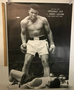 HUGE POSTER Muhammad Alli Black and White Iconic Image Vs. Sonny Liston May 25 - Picture 1 of 3