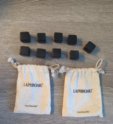 LOTE de Whisky Laphroaig Piedras de Whisky Cubos - Juego de 2 bolsas (9 piedras) Foto 1 de 4