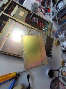 Kenwood TKR-820 TKR-720 Repeater gebrauchte Teile & Signaleinheit Abdeckung - kostenloser Versand - Bild 1 von 4