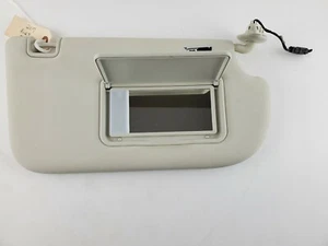 2013-2018 Ford Escape Sun Visor Passenger Right Side Sun visors W/Light OEM - Picture 1 of 12