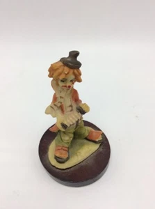 ARNART: CLOWN PUCCI figurine statuette with  wooden brick sp1 - Picture 1 of 4