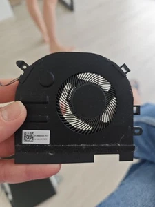 Lenovo S330-15API  Ventillateur / Heatsink fan - DC28000MZF0 COmme neuf - Afbeelding 1 van 1