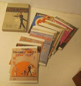 PLAY IT AGAIN 30 Vintage Sheet Music Postcards CHRONICLE BOOKS Complete w Box NR - Bild 1 von 3