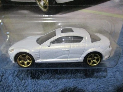 MATCHBOX 2026 METAL SERIES, 2004 MAZDA RX-8. #19/125 - image 1 of 2