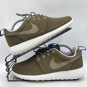 Nike Roshe Run Verde Oscuro Caqui Entrenadores Talla UK 7.5 Hombres Tejido Gimnasio Correr - Imagen 1 de 8