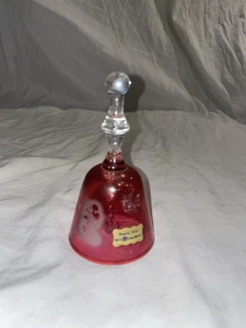 1989 Vintage Cranberry Walt Disney Crystal Arts Bell Mickey Mouse - Picture 1 of 3