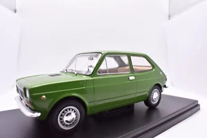 Modellino auto scala 1:24 Fiat 127 diecast modellismo statico collezione verde I - Foto 1 di 5