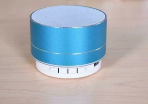 MINI ALTOPARLANTE BLUETOOTH RICARICABILE WIRELESS AUX TF FM A10 BLU - Foto 1 di 7