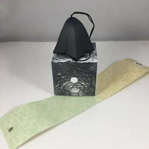 Carillon a vento giapponese Oigen Nambu ghisa Iwachu fiore di giglio nero made in Japan - Foto 1 di 6