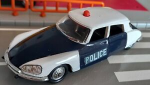 Norev Citroën DS 21 Police