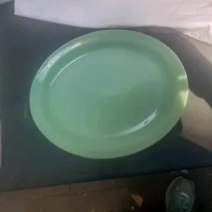 FIRE KING JADEITE Oval Football Platter 9.5 x 7.75 in. ANCHOR HOCKING - Picture 1 of 6