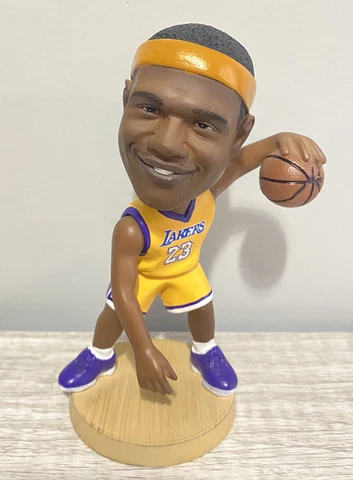NBA Los Angeles Lakers LeBron James Bobble Heads Action Figure Gold Jersey Cover