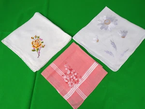 3 True Vintage Floral Embroidered Handkerchief Sewn Edge Yellow White Orange D25 - Picture 1 of 4