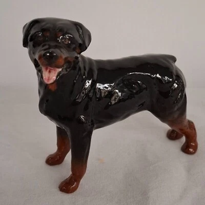 Beswick Small Standing Rottweiler Dog - Model number: 3260. 8.9cm. Black and Tan - Image 1 of 4