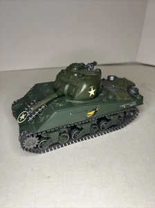 New Ray 1:32 Sherman M4A3 Tank DIECAST /PLASTIC PARTS -Non Working Display Only - Picture 1 of 5
