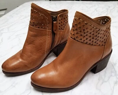kelsi dagger boots Brown Leather  Sz 6.5  Eyelets  Brooklyn Glenwood Caramel - Image 1 of 4