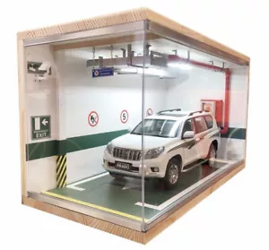 Garaje de estacionamiento diorama touring 1:18 con iluminación LED - Imagen 1 de 5