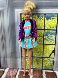 Vintage 1976 Barbie Puppe blonde Haare blaue Augen Mattel - Bild 1 von 7