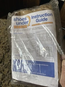 Under Bed Shoe Organizer Closet Storage Box Zips closed with Clear Window - Picture 1 of 6