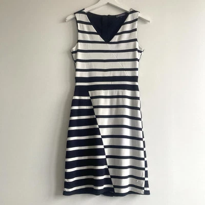 Платье Tommy Hilfiger женское темно-синее белое в полоску без рукавов размер XS морское классическое - Изображение 1 из 4