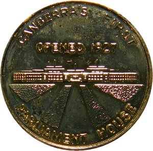 Australia, 1988  Australian Parliament Houses  Medal (05264) - Picture 1 of 4