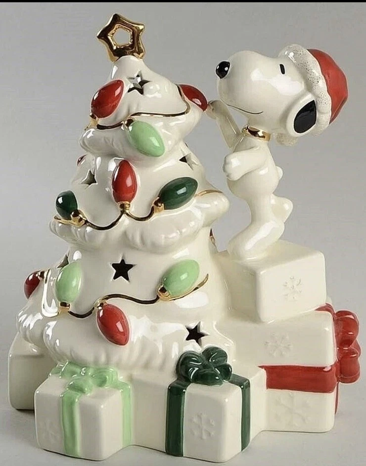 Snoopy s Christmas Peanuts Lenox Lighted Figurine Tree Porcelain Gold Accent - Image 1 of 4